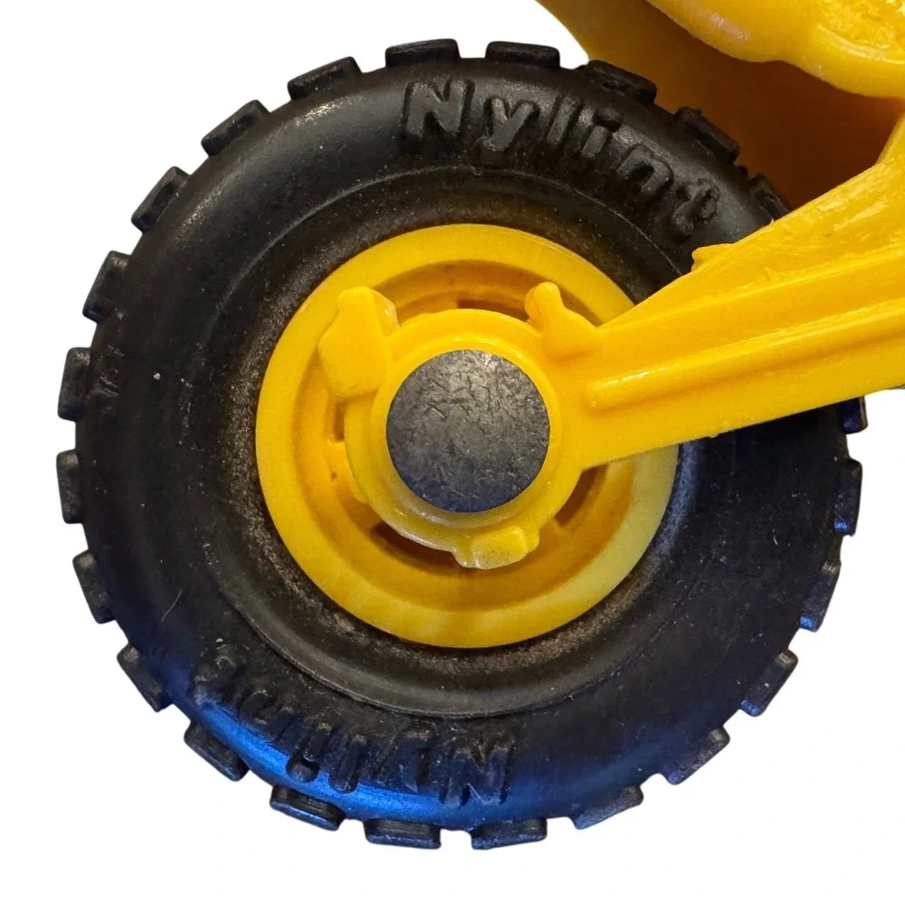 Nylint vintage yellow